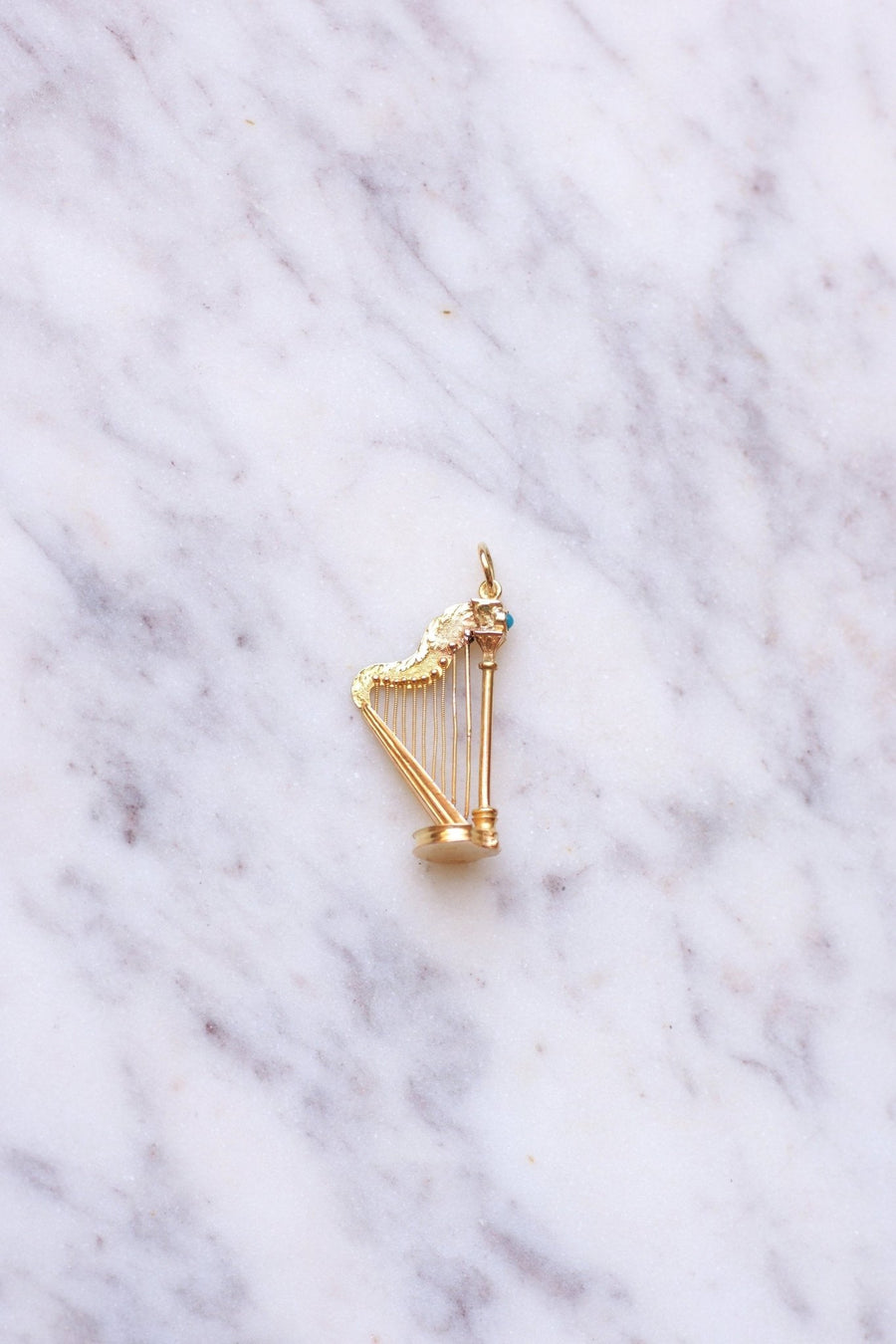 Yellow gold and turquoise Victorian harp pendant with secret compartment - Galerie Pénélope
