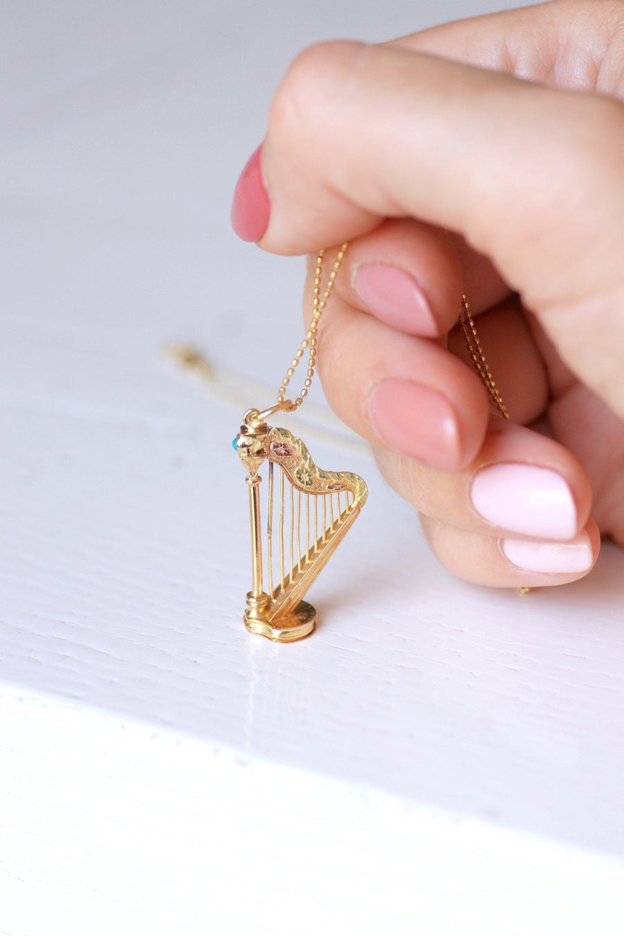 Yellow gold and turquoise Victorian harp pendant with secret compartment - Galerie Pénélope