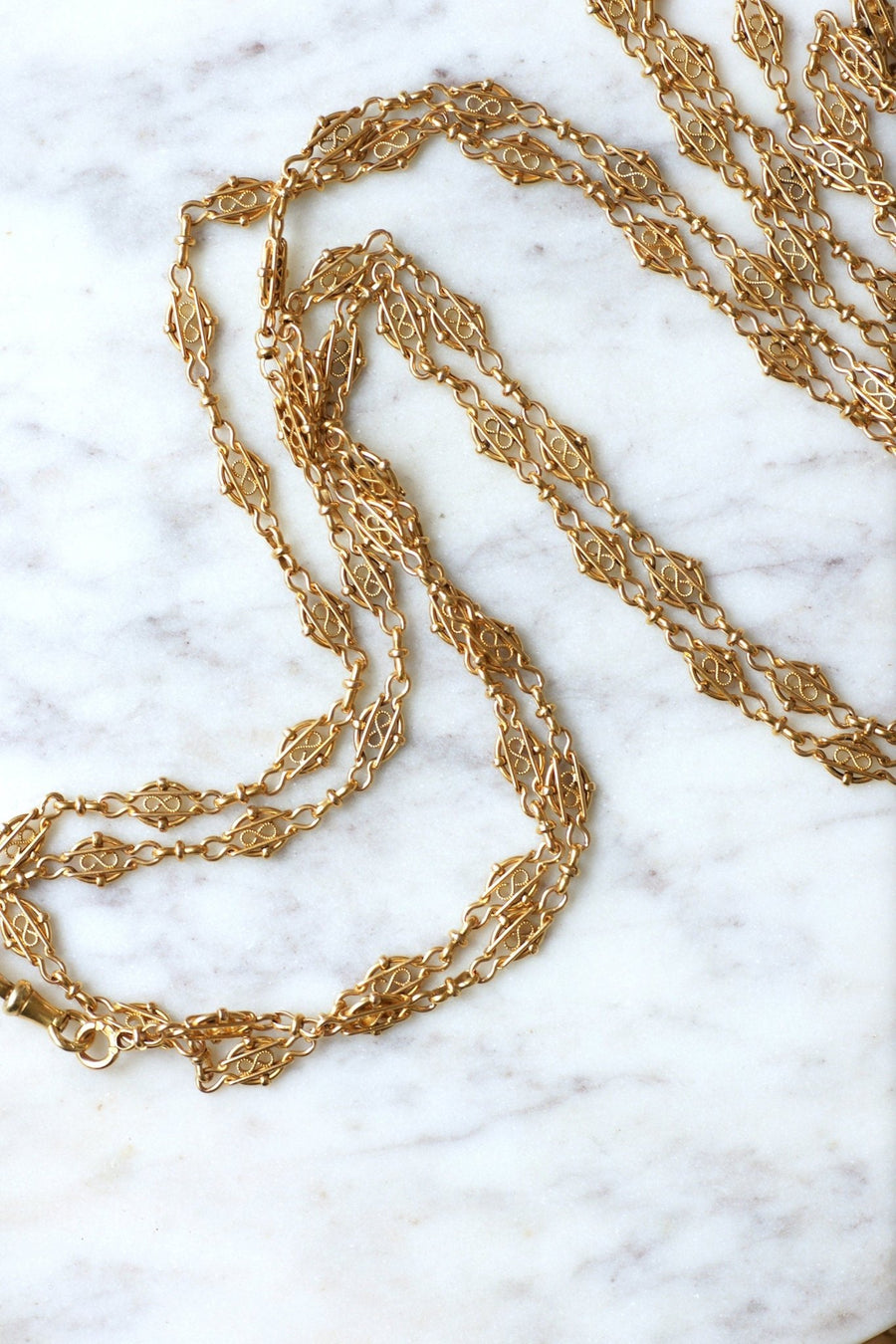 Antique yellow gold filigree necklace - Galerie Pénélope