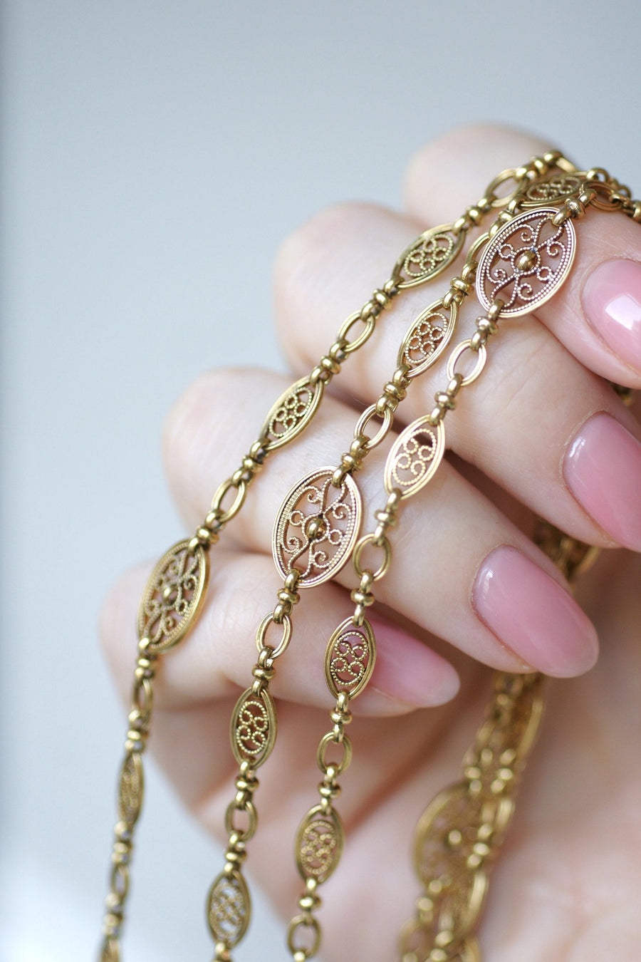 Long necklace, antique gold chain 155 cm oval filigree - Penelope Gallery
