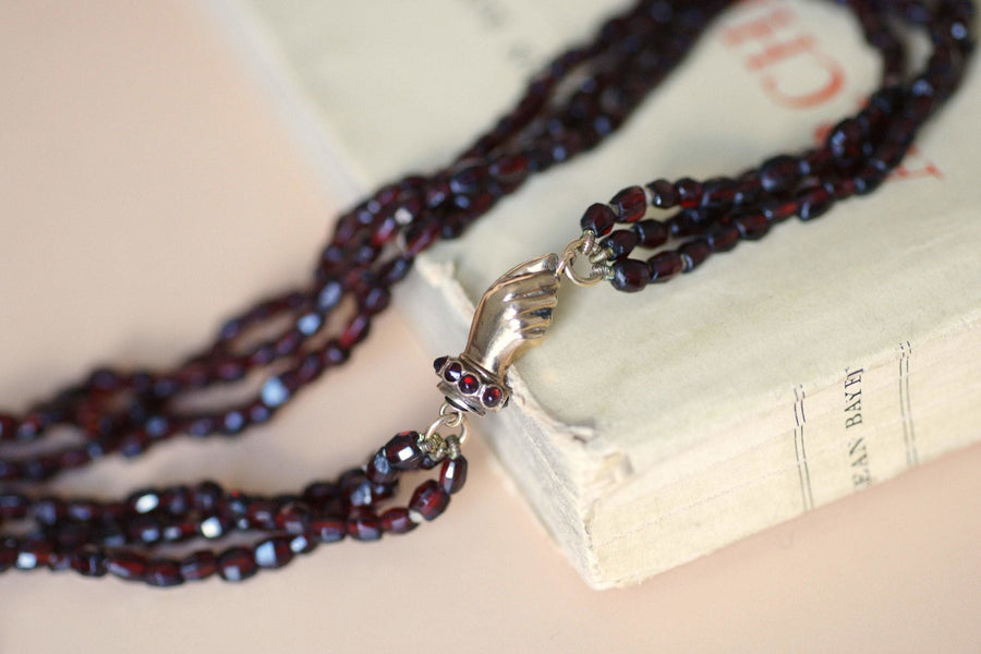 Gold and garnet beads long necklace - Penelope Gallery