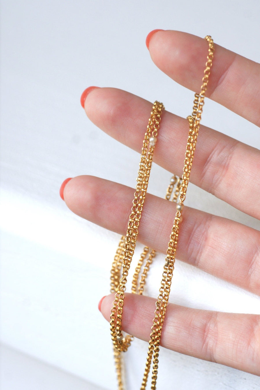 Long necklace with gold jaseron mesh and fine pearls - Galerie Pénélope