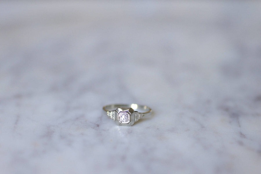Geometric Art Deco Diamond Solitaire - Penelope Gallery